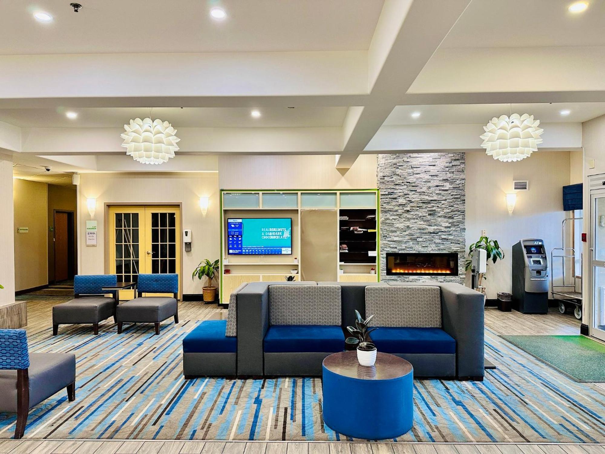 Holiday Inn Hotel & Suites Regina By Ihg Exterior foto