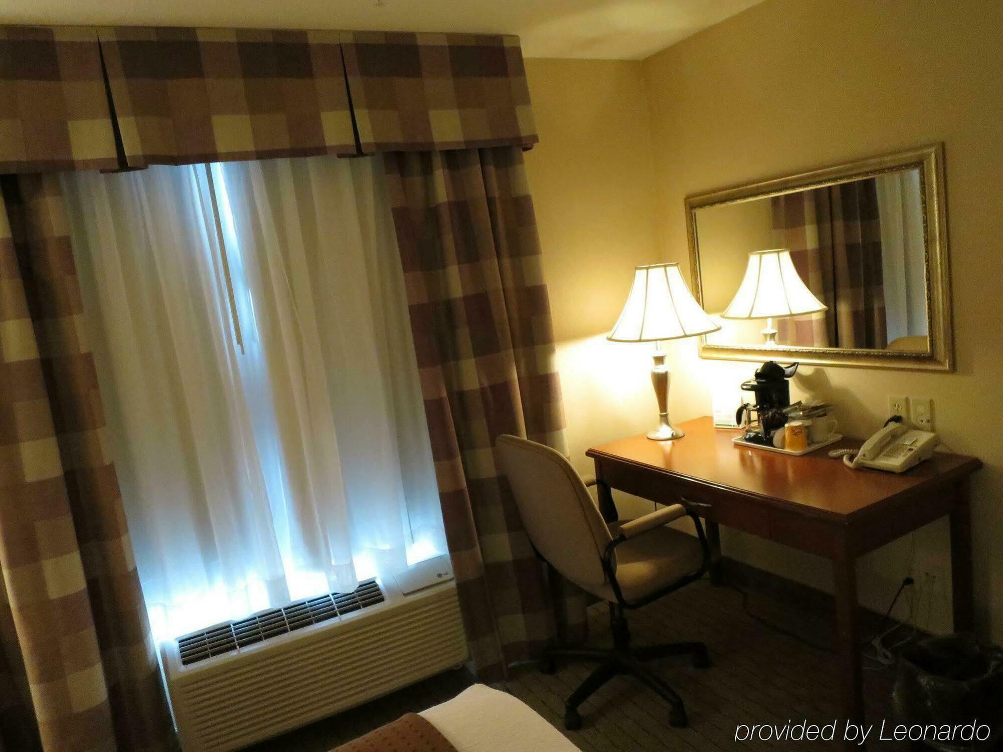 Holiday Inn Hotel & Suites Regina By Ihg Exterior foto